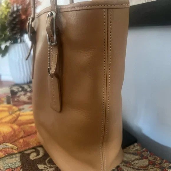 Coach Tan Legacy Leather Bucket Bag 9803 - Picture 6 of 12